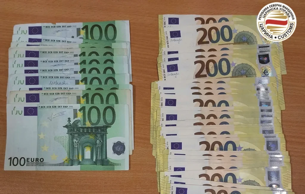 RMV: Konfiskohen 18 mijë euro nga udhëtarët që tentatuan transferim të paligjshëm