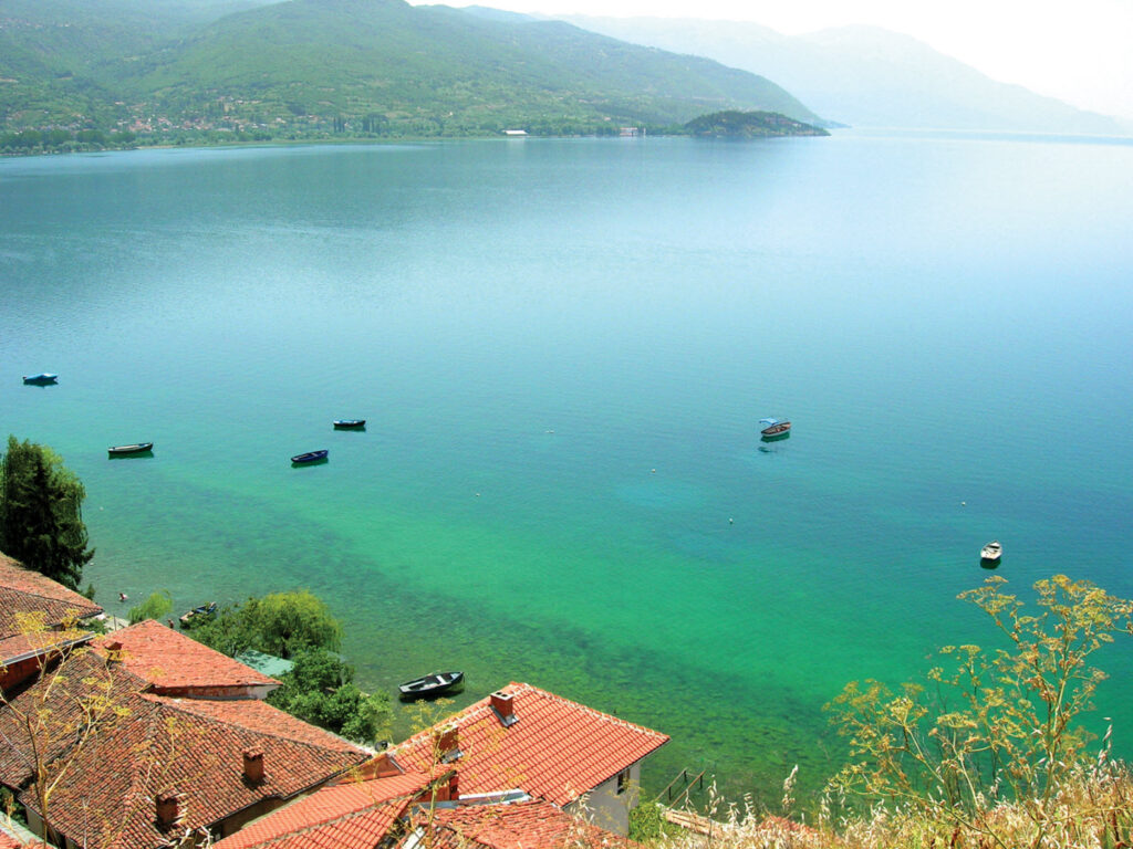 Studentët do të marrin vauçera turizmi pas zgjedhjeve