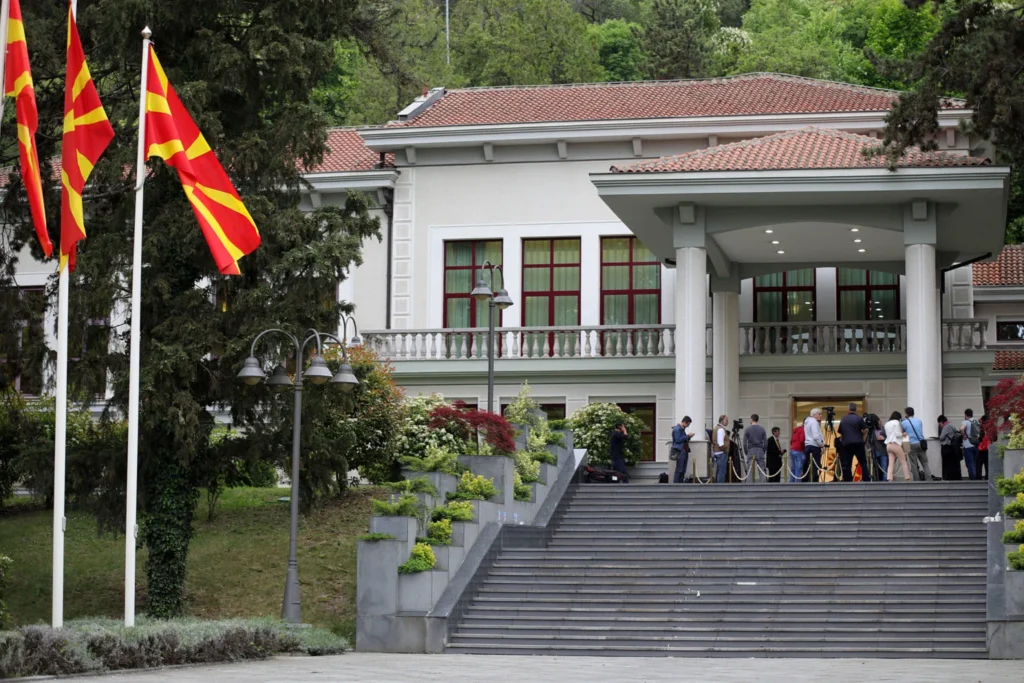 Shtatë kandidatë në garë për president të shtetit