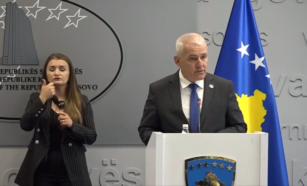 Sveçla: Zv\drejtori i Policisë është dërguar në paraburgim në Rashkë për “prishje të rendit kushtetues të Serbisë”